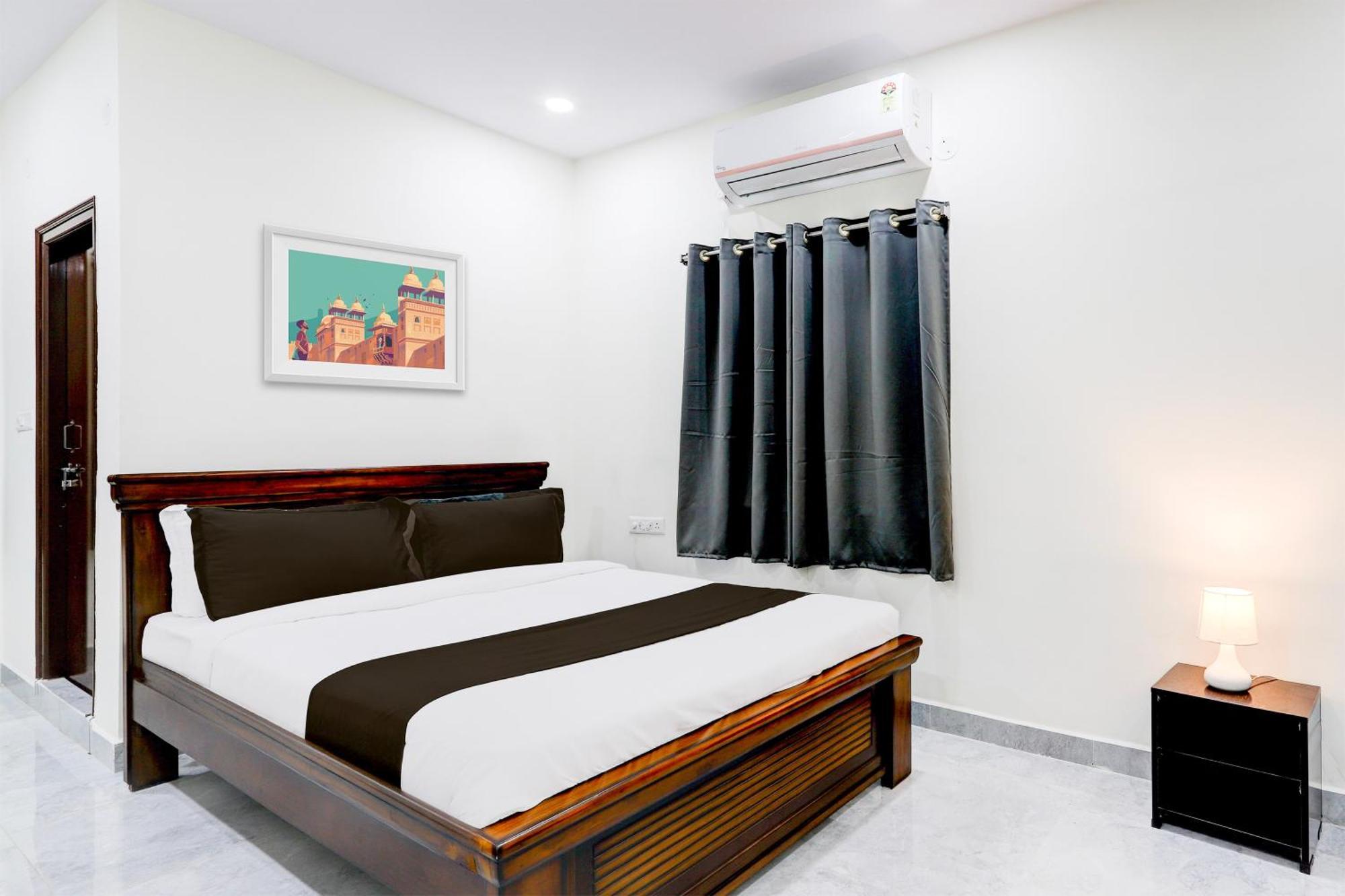 Super Collection O Vanasthalipuram Sururnagar Exterior photo